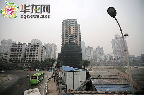 重庆沙坪坝怡馨大厦拆除爆破振动监测